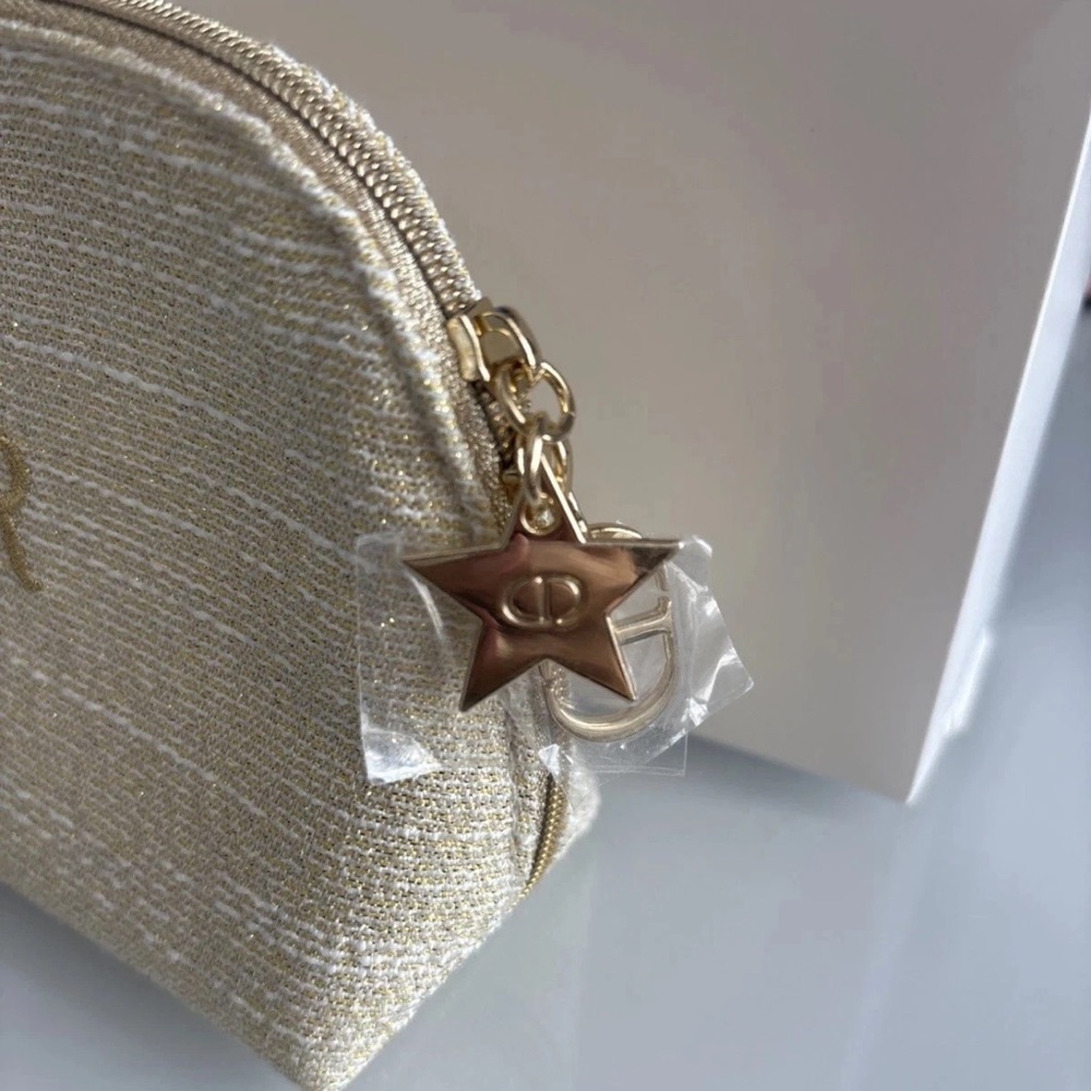 Dior Limited Edition Gold Cosmetic Pouch – New Travel Toiletry Case Luxury Gift - Picture 2 of 6